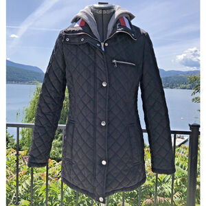 Size XS Tommy Hilfiger Women’s Quilted Puffer Jacket Lined Removable Hood CN